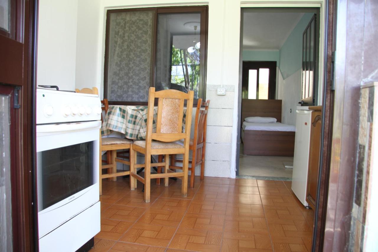 Shtepi Pushimi Apartment Durres Exterior photo